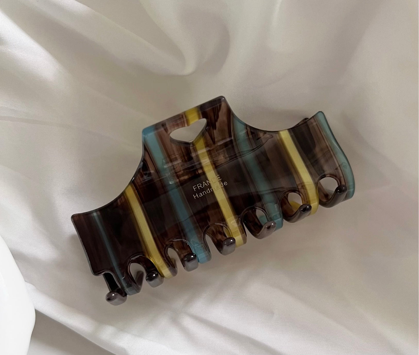 Espresso Stripe Claw Clip☕️